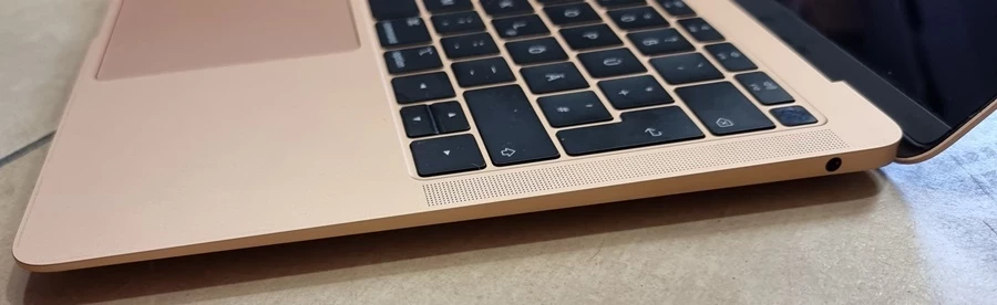 laptop-macbook-rozowy-apple-macbook-air-13-a1932-uszkodzony-przekatna-ekranu-133
