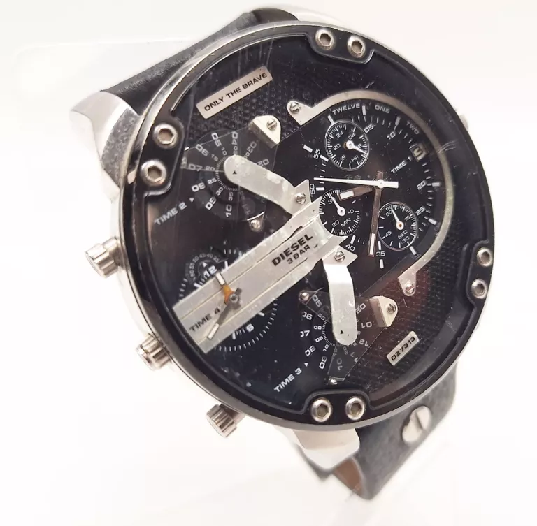 zegarek-diesel-dz-7313-material-skora-naturalna