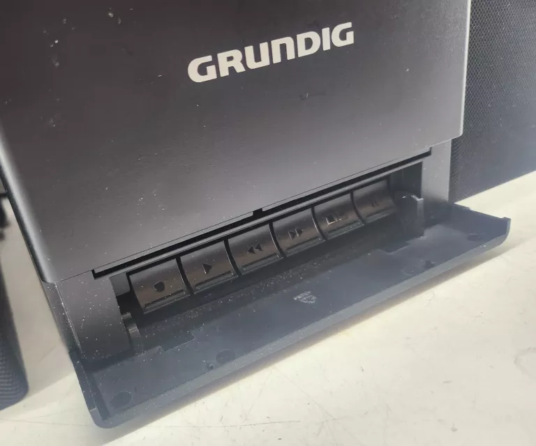 WIEŻA GRUNDIG GHF1050