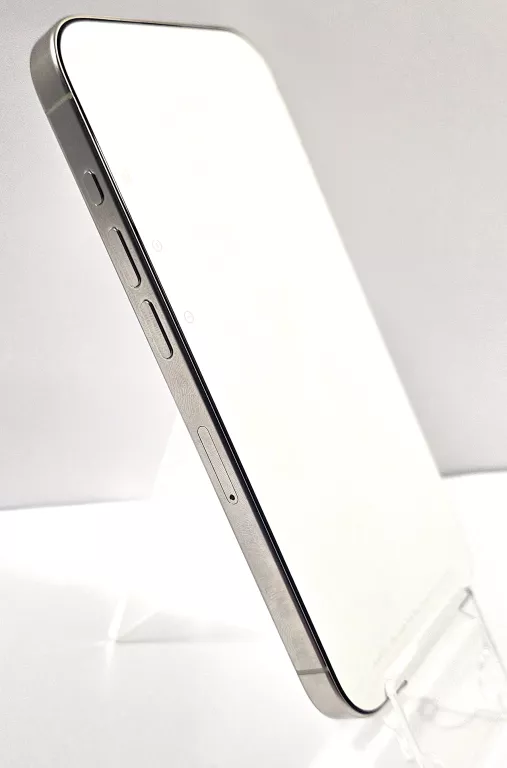 SMARTFON APPLE IPHONE 15 PRO 8 GB / 128 GB 5G BIAŁY JAK NOWY