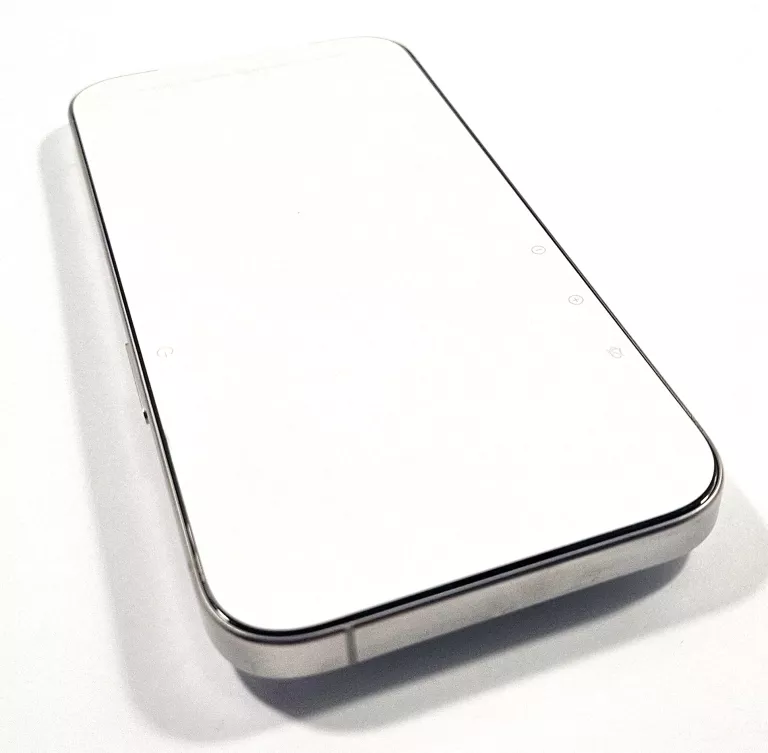SMARTFON APPLE IPHONE 15 PRO 8 GB / 128 GB 5G BIAŁY JAK NOWY