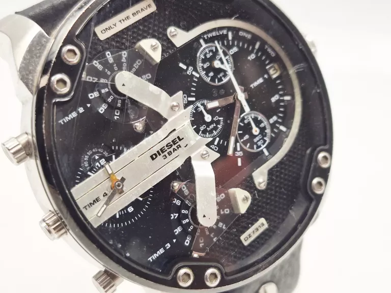 ZEGAREK DIESEL DZ 7313