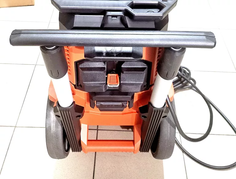ODKURZACZ BUDOWLANY DO ZASTOSOWAŃ MOKRYCH/SUCHYCH VC 40L-X HILTI