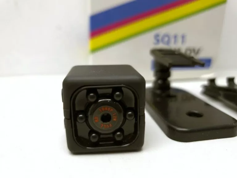 MINI KAMERA SZPIEGOWSKA DETEKCJA RUCHU HD SQ11