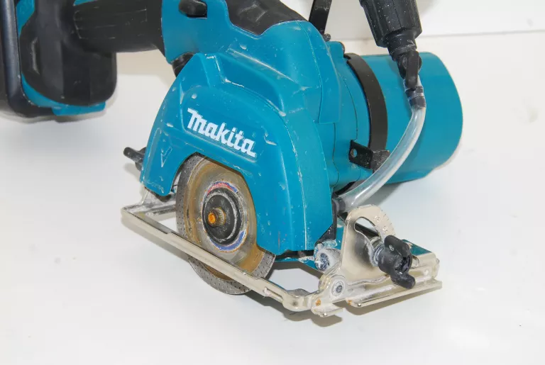 PRZECINARKA DO PŁYTEK I GRESU MAKITA CC301D
