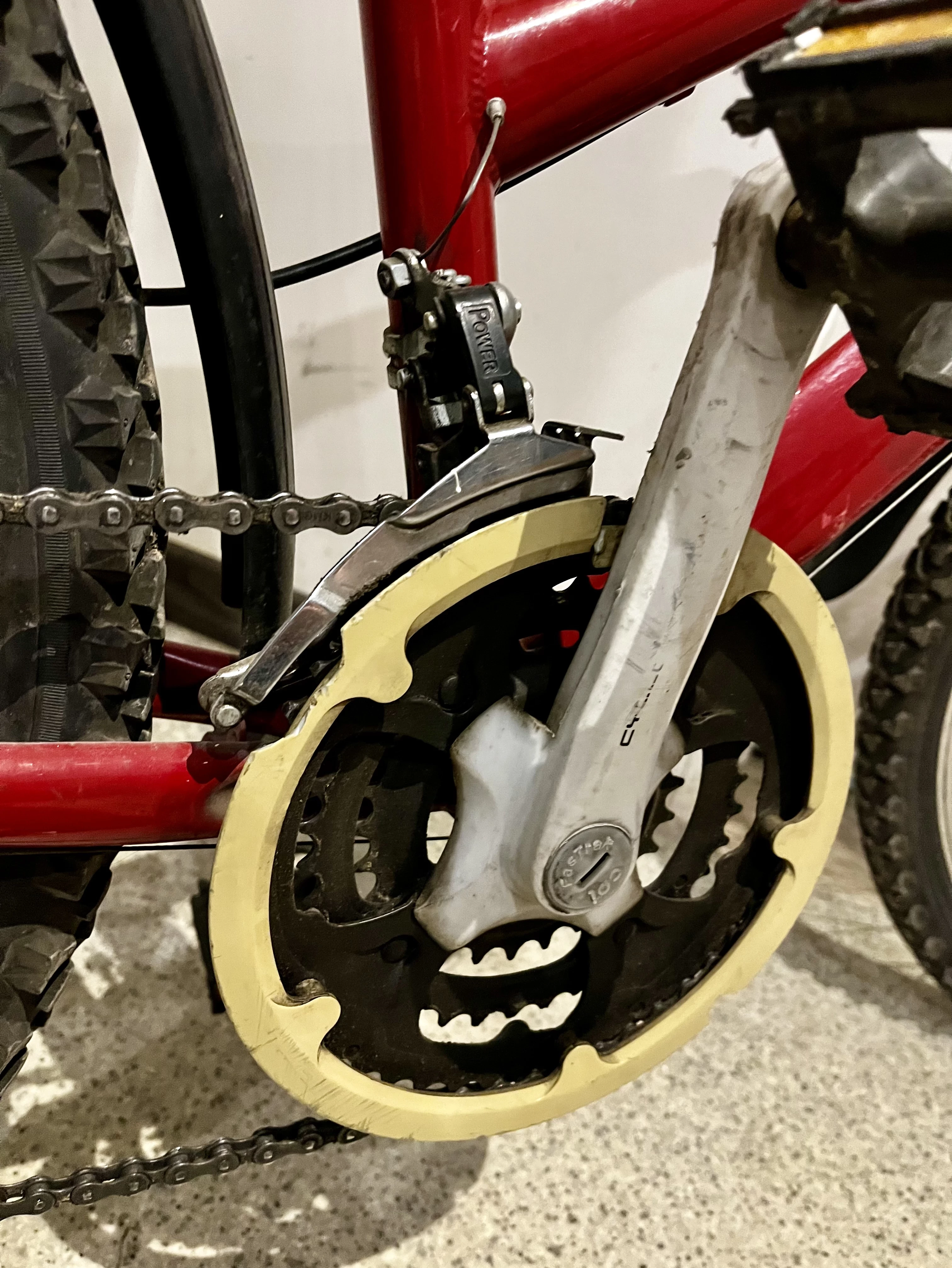 rower-damski-galaxy-z-koszykiem-kola-26-marka-galaxy