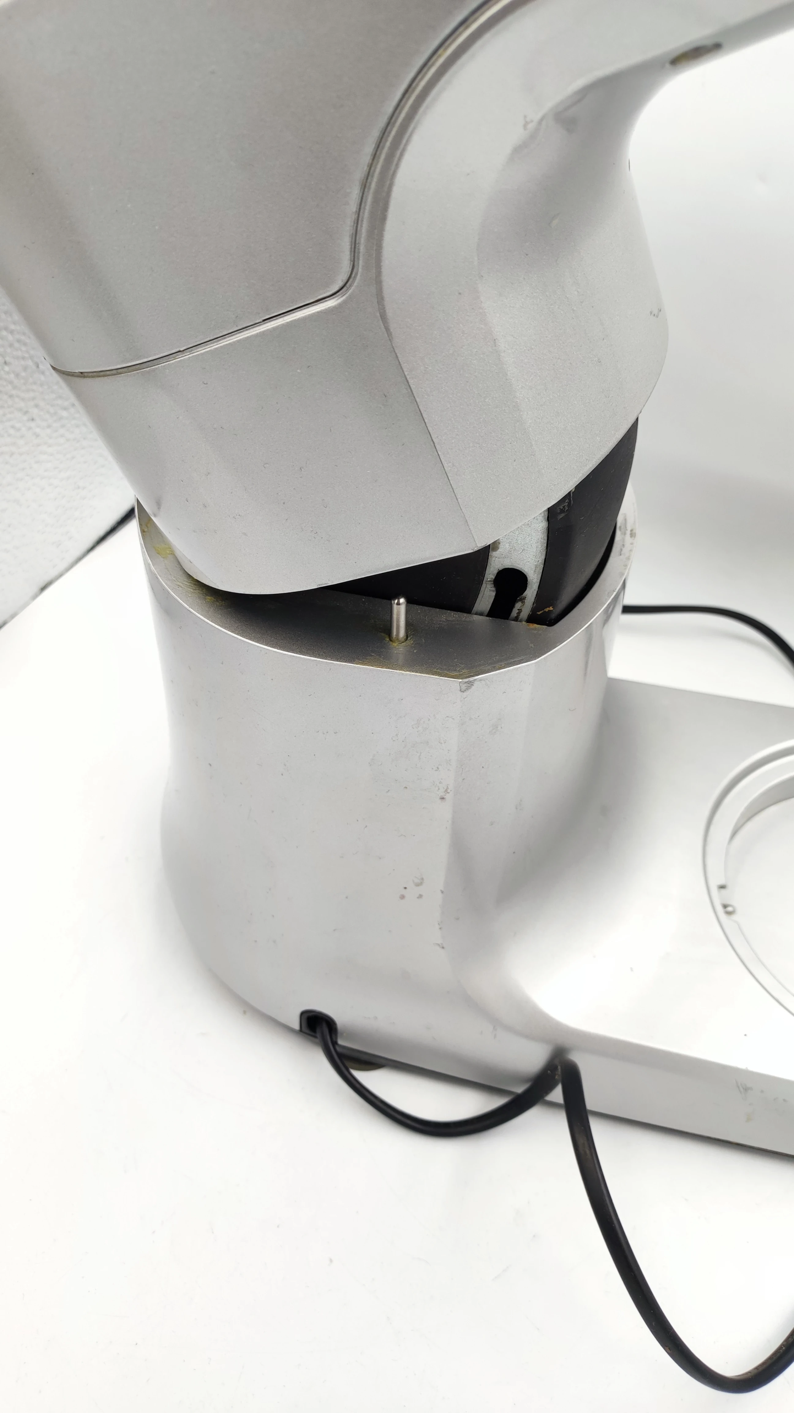 robot-planetarny-amica-kml-6011-kolor-dominujacy-srebrnyszary