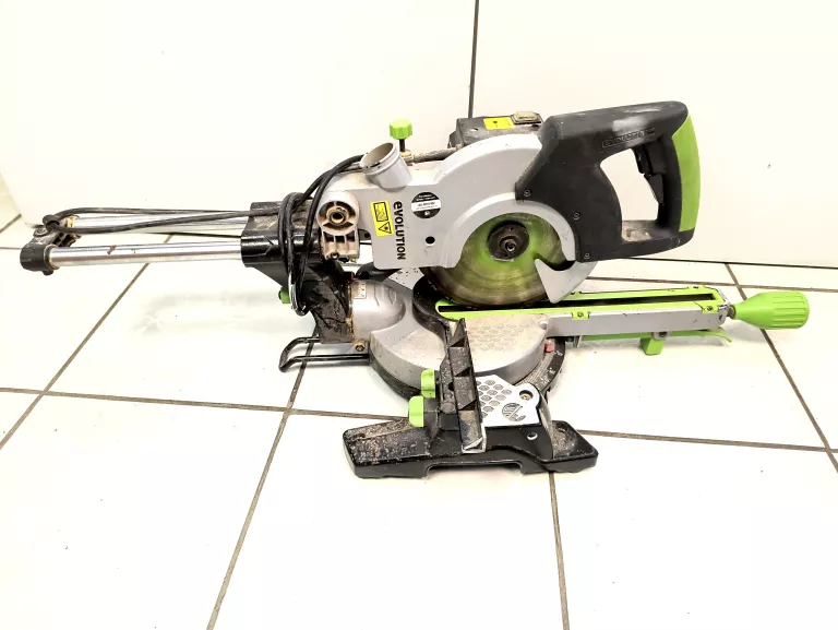EVOLUTION FURY 3S PIŁA UKOŚNICA Z POSUWEM 1500W