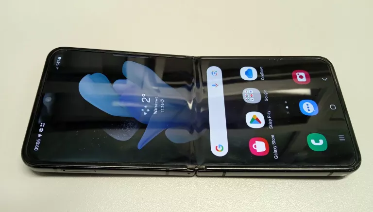 TELEFON SAMSUNG GALAXY FLIP 4 Z PLUS