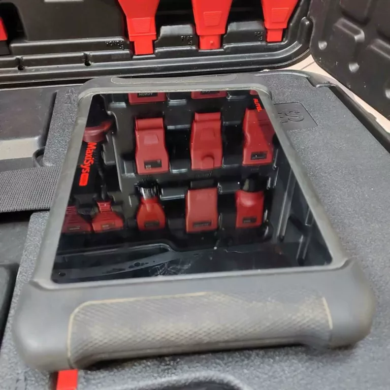 TESTER DIAGNOSTYCZNY AUTEL DS808