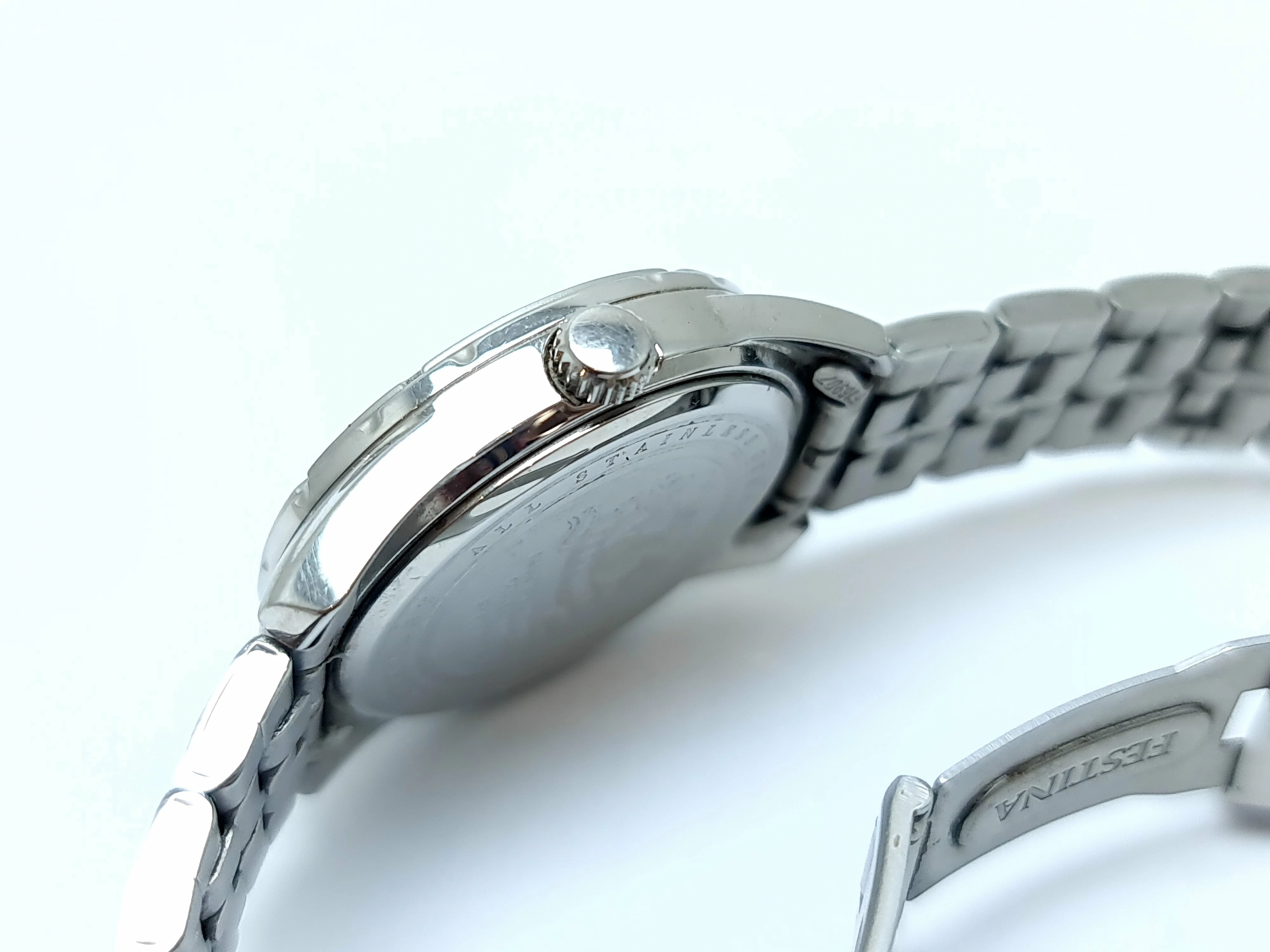 zegarek-damski-festina-f16908-ksztalt-koperty-129223-2