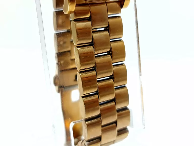 ZEGAREK DAMSKI MARC JACOBS MBM3330