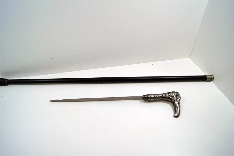 laska-ozdobna-z-ukrytym-ostrzem-chelmska-50-warszawa