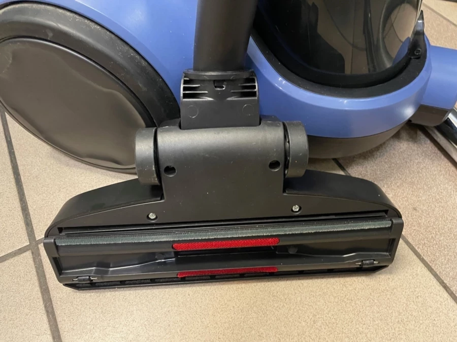 odkurzacz-electrolux-ecc21-4sb-ease-c2-rodzaj-odkurzacza-bezworkowy