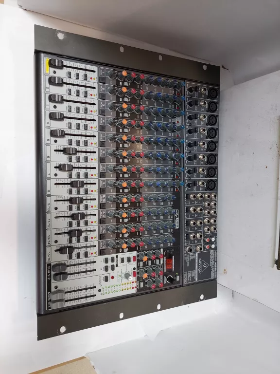 MIKSER BEHRINGER XENYX X2222 USB