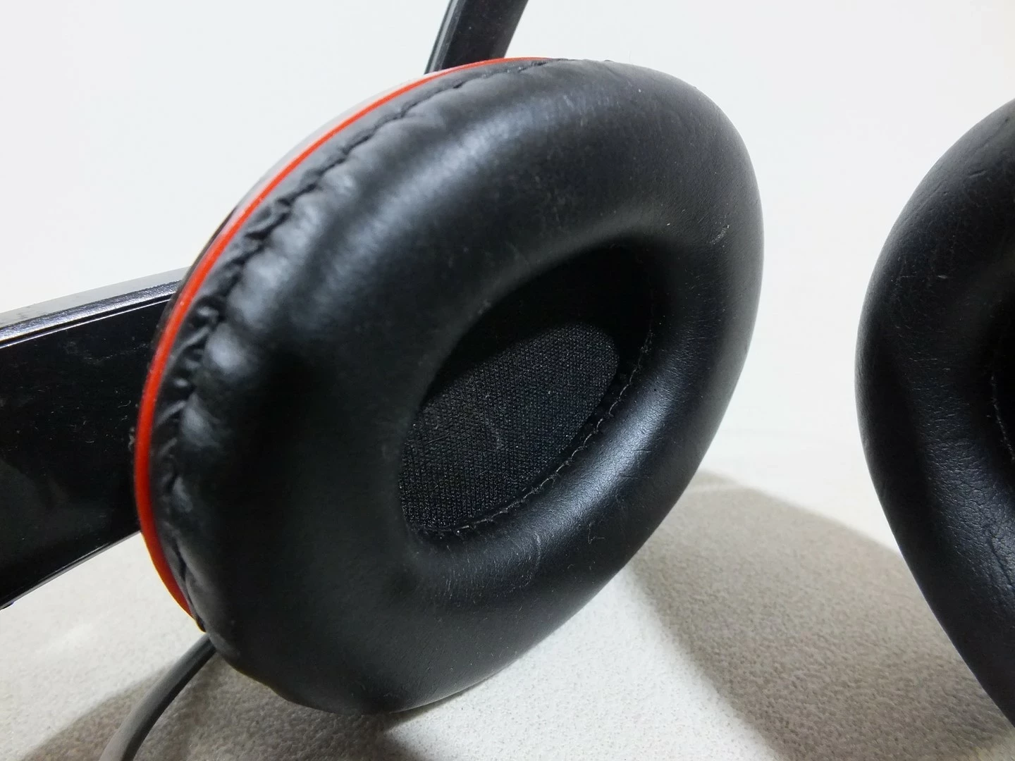 gembird-sluchawki-transmisja-sygnalu-brak-informacji