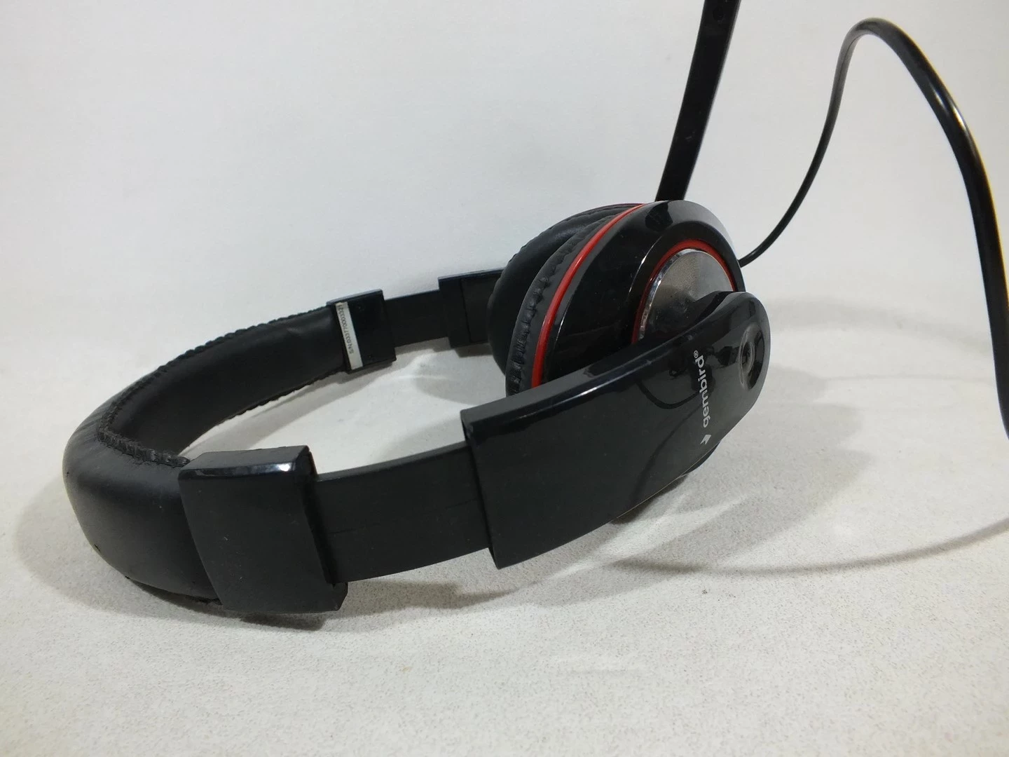 gembird-sluchawki-stan-uzywany