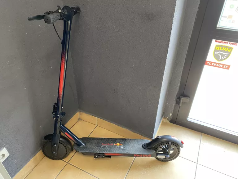 HULAJNOGA ELEKTRYCZNA RED BULL RACING 8.5 NIEBIESKO-CZERWONY GWARANCJA !!