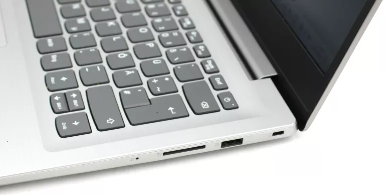 LENOVO IDEAPAD 320 14 " INTEL CORE I7 8 GB / 256 GB