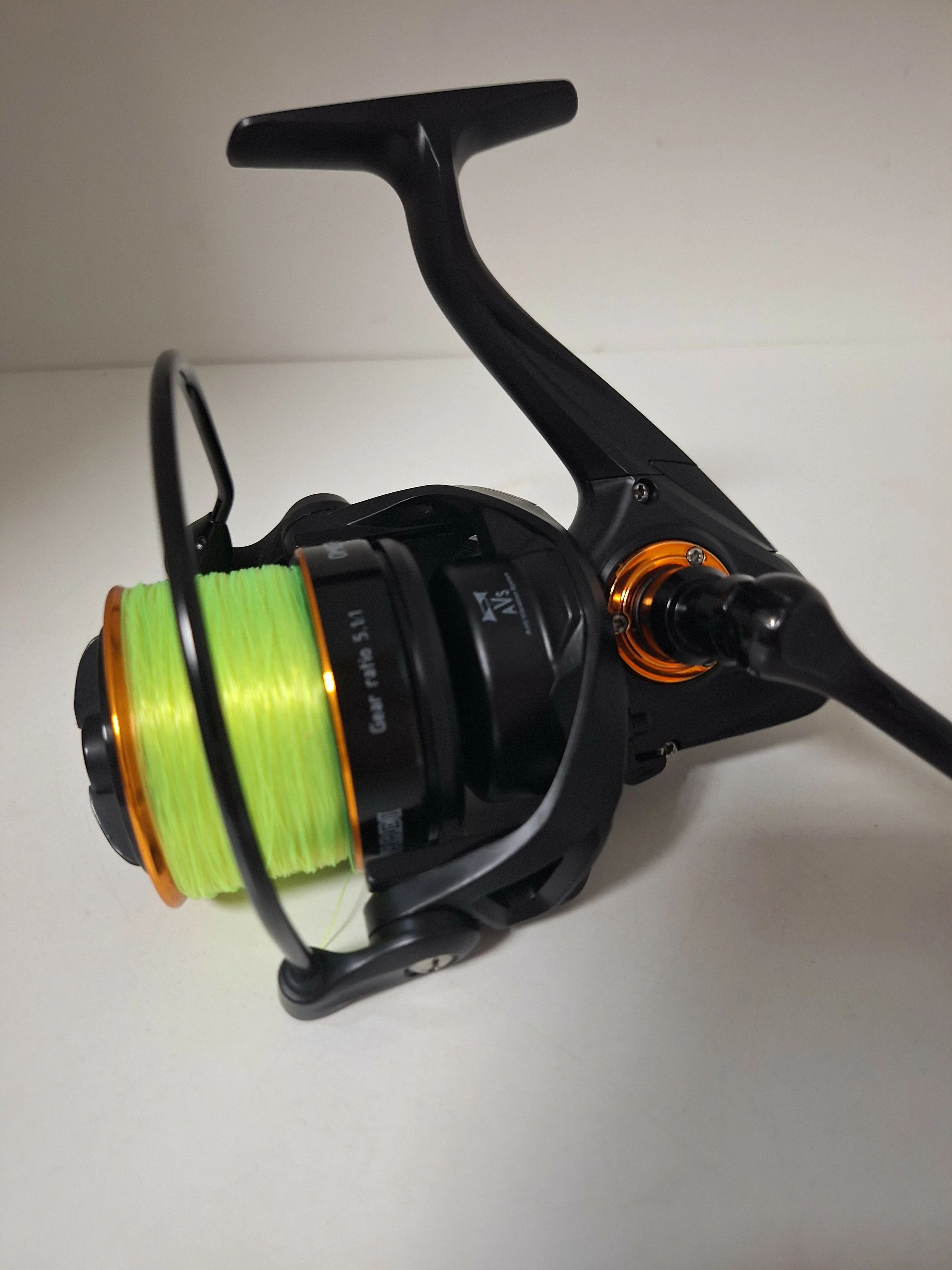 kolowrotek-mivardi-omicron-lx-6000-marka-mivardi