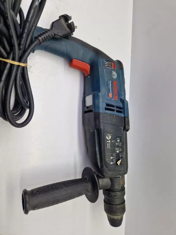 WIERTARKA UDAROWA BOSCH PROFESSIONAL GBH 2-28 F + WALIZKA