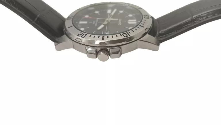 zegarek-casio-5058-mtp-vd01-szkielko-mineralne