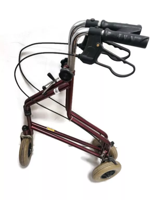 chodzik-3-kolowy-dla-seniora-typ-skladany