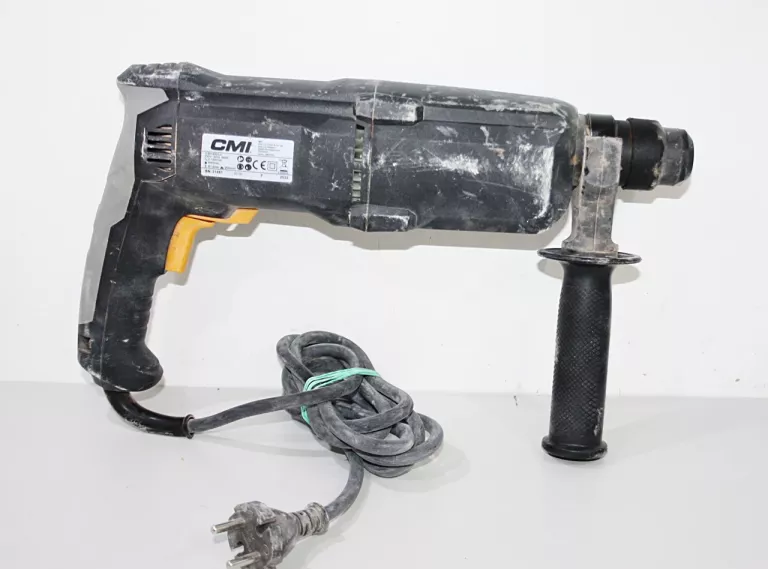 MŁOTOWIERTARKA CMI SDS PLUS 800