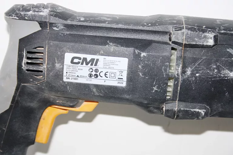 MŁOTOWIERTARKA CMI SDS PLUS 800