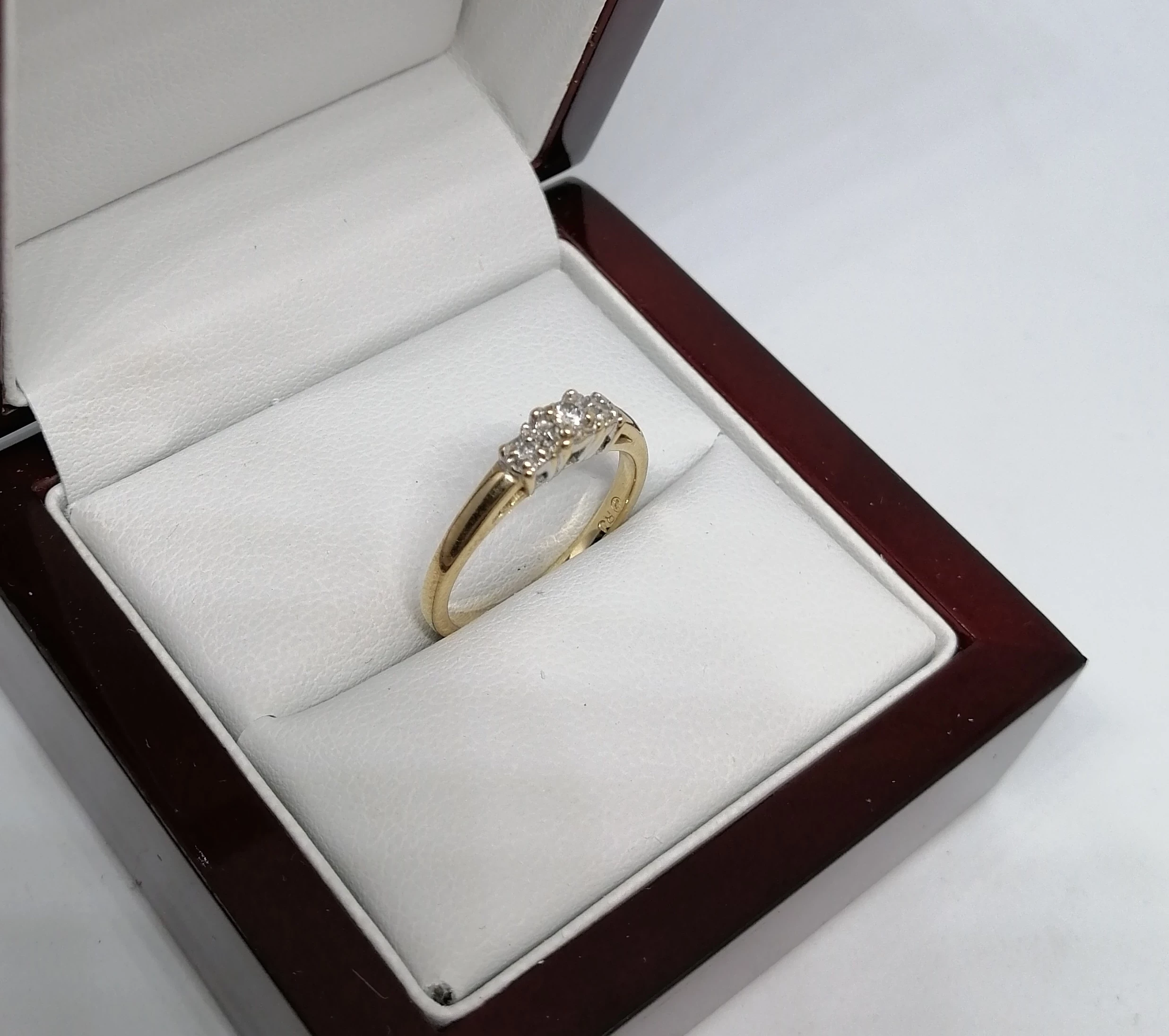 sliczny-zloty-pierscionek-z-brylantami-14k-r-13-material-15835-2