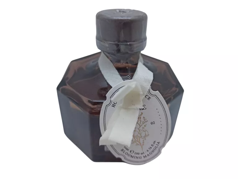 zapach-zara-home-blooming-magnolia-200ml-pojemnosc-10