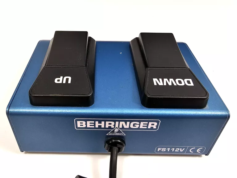 GITAROWY PROCESOR EFEKTÓW BEHRINGER V-AMP 2