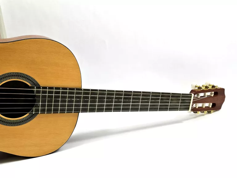 CORDOBA PROTEGE C1M 4/4 - GITARA KLASYCZNA 4/4+ FUTERAŁ