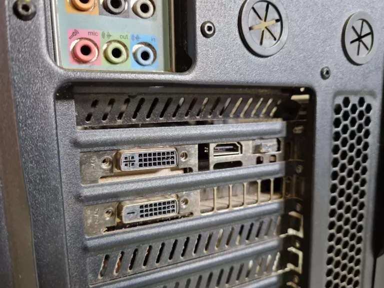 KOMPUTER ZALMAN PC 16 RAM, GEFORCE GTX770, AMD PHANTOM X4965