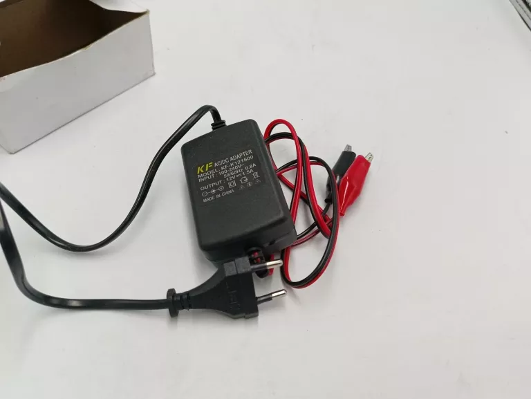 ŁADOWARKA PROSTOWNIK AKUMULATORÓW ŻELOWYCH 12V 1A KF-K121500