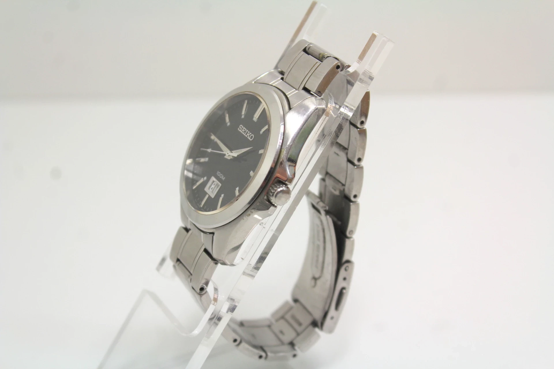 zegarek-seiko-sur009p1-250806-typ-nareczny