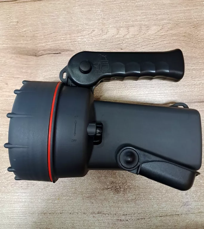 MACTRONIC ŁADOWALNY SZPERACZ 230V HALOGEN JML 8999