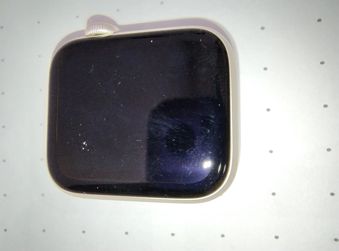 smartwatch-apple-se-2nd-gen-40mm-opis-stan-11323-2