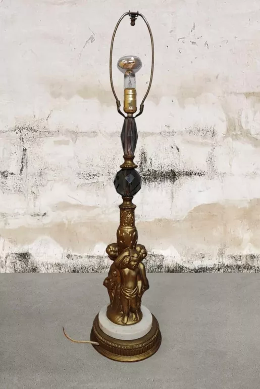 STARA LAMPA STOJĄCA ZDOBIONA