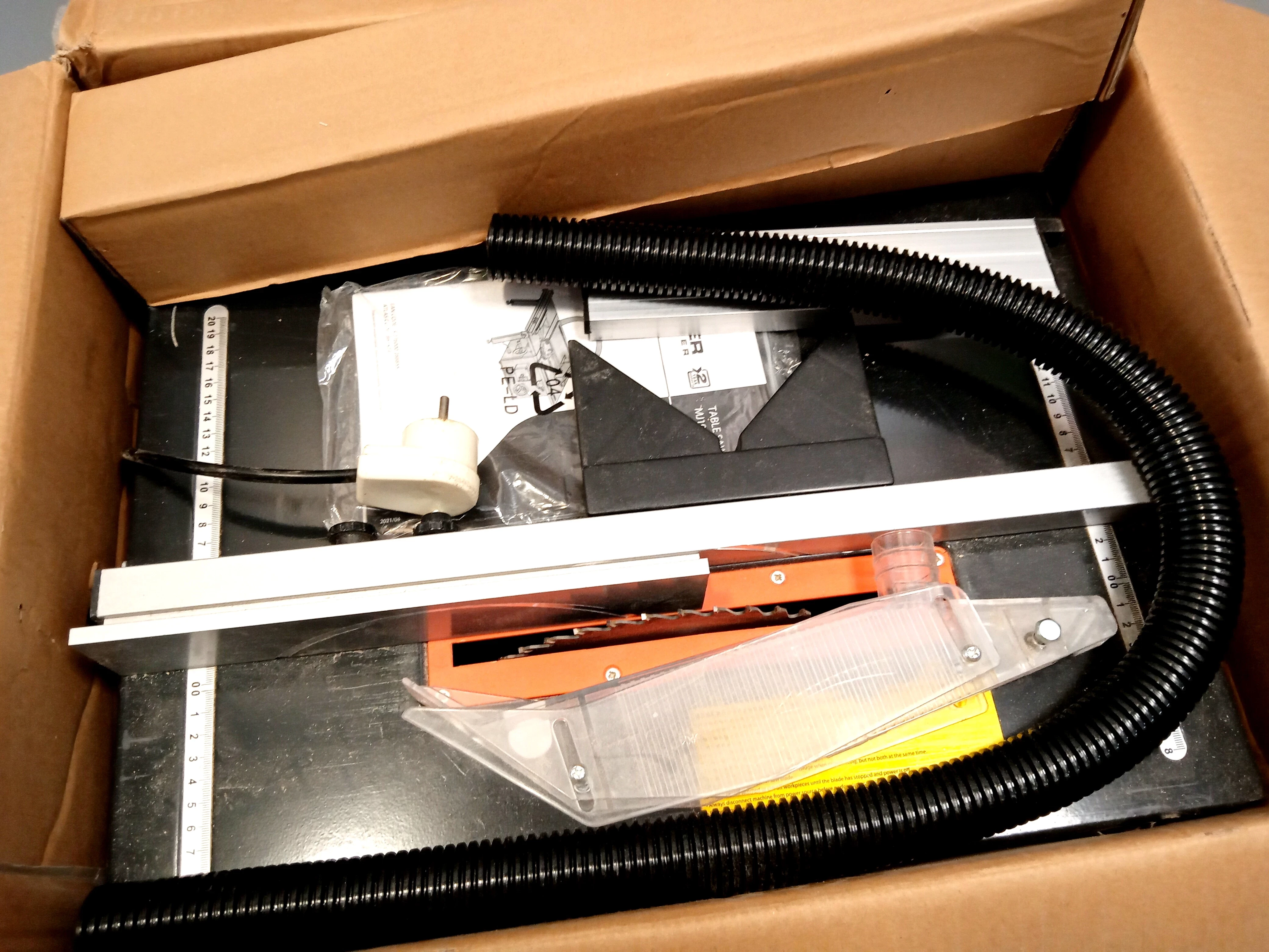 ukosnica-pila-stolowa-dexter-power-1300w-stan-uzywany