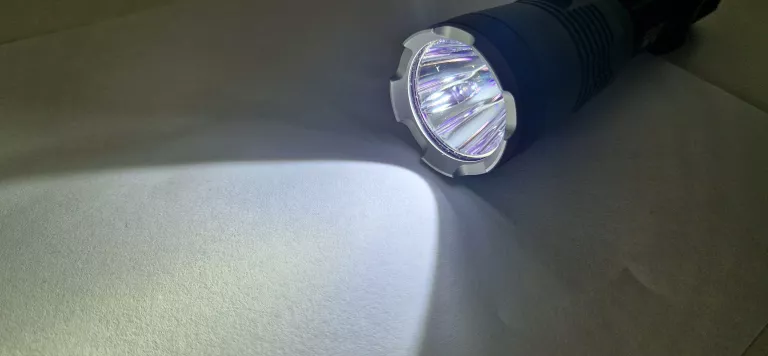 LATARKA NITECORE MH27UV 1000LM USB ŚWIATŁO BIAŁE,CZERWONE,NIEBIESKIE,UV