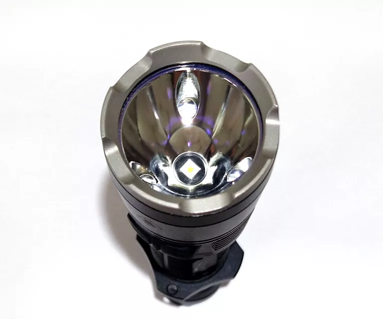 LATARKA NITECORE MH27UV 1000LM USB ŚWIATŁO BIAŁE,CZERWONE,NIEBIESKIE,UV