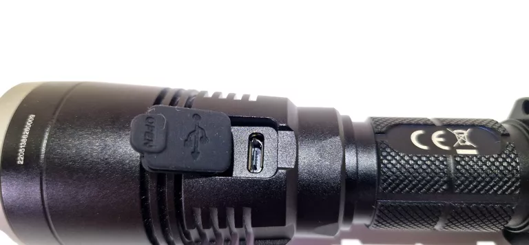 LATARKA NITECORE MH27UV 1000LM USB ŚWIATŁO BIAŁE,CZERWONE,NIEBIESKIE,UV