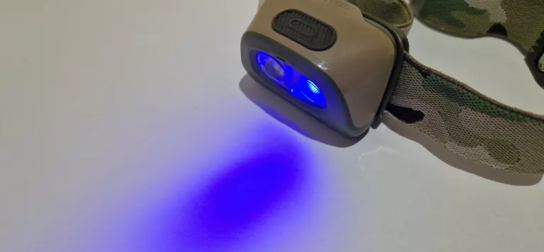 LATARKA CZOŁOWA PETZL TACTIKKA + RGB 4 KOLORY ŚWIATŁA CONSTANT LIGHT 350 L
