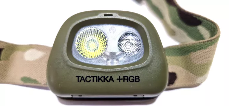 LATARKA CZOŁOWA PETZL TACTIKKA + RGB 4 KOLORY ŚWIATŁA CONSTANT LIGHT 350 L