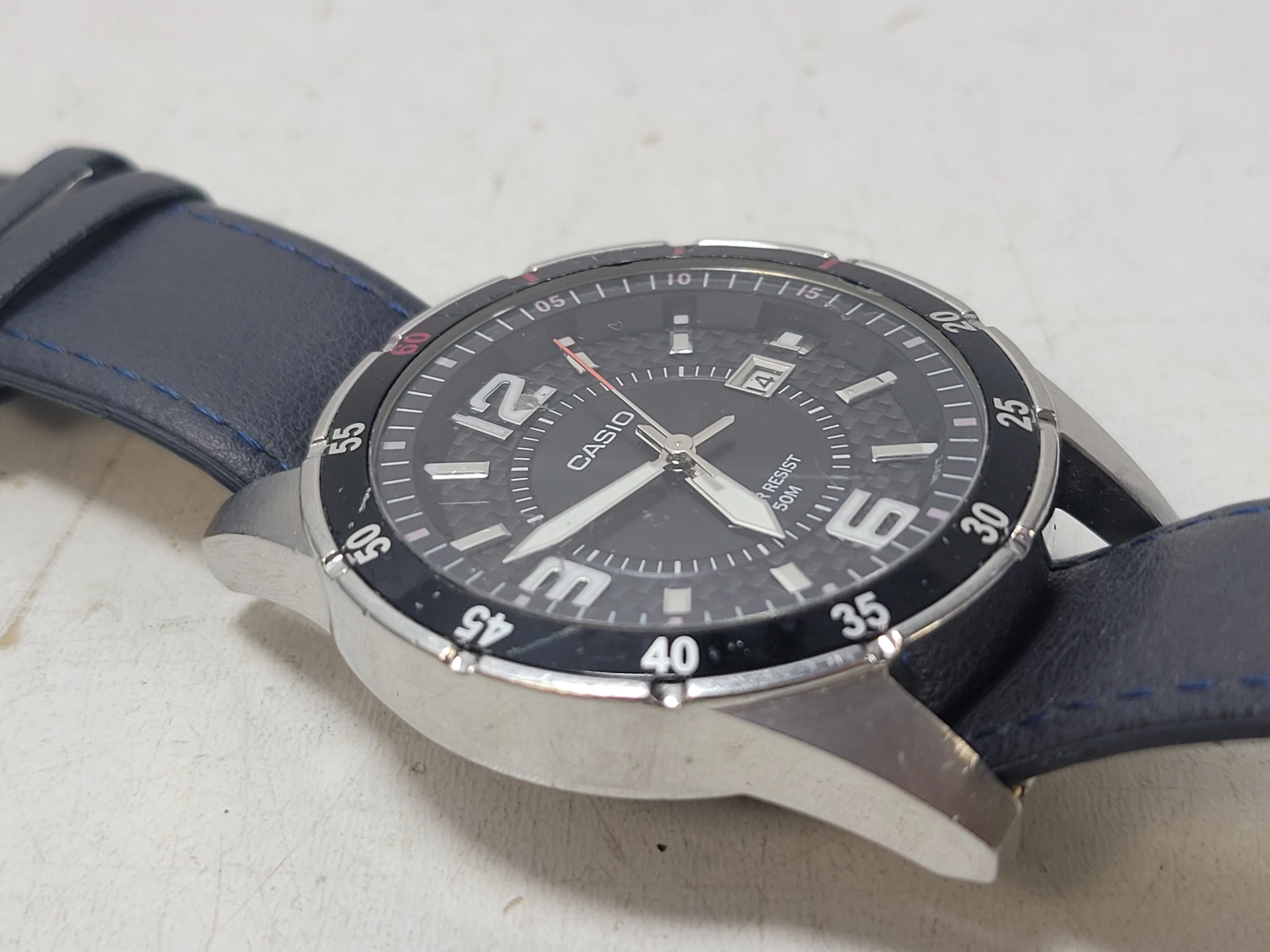 zegarek-meski-casio-classic-mtp-1291-ksztalt-koperty-okragla