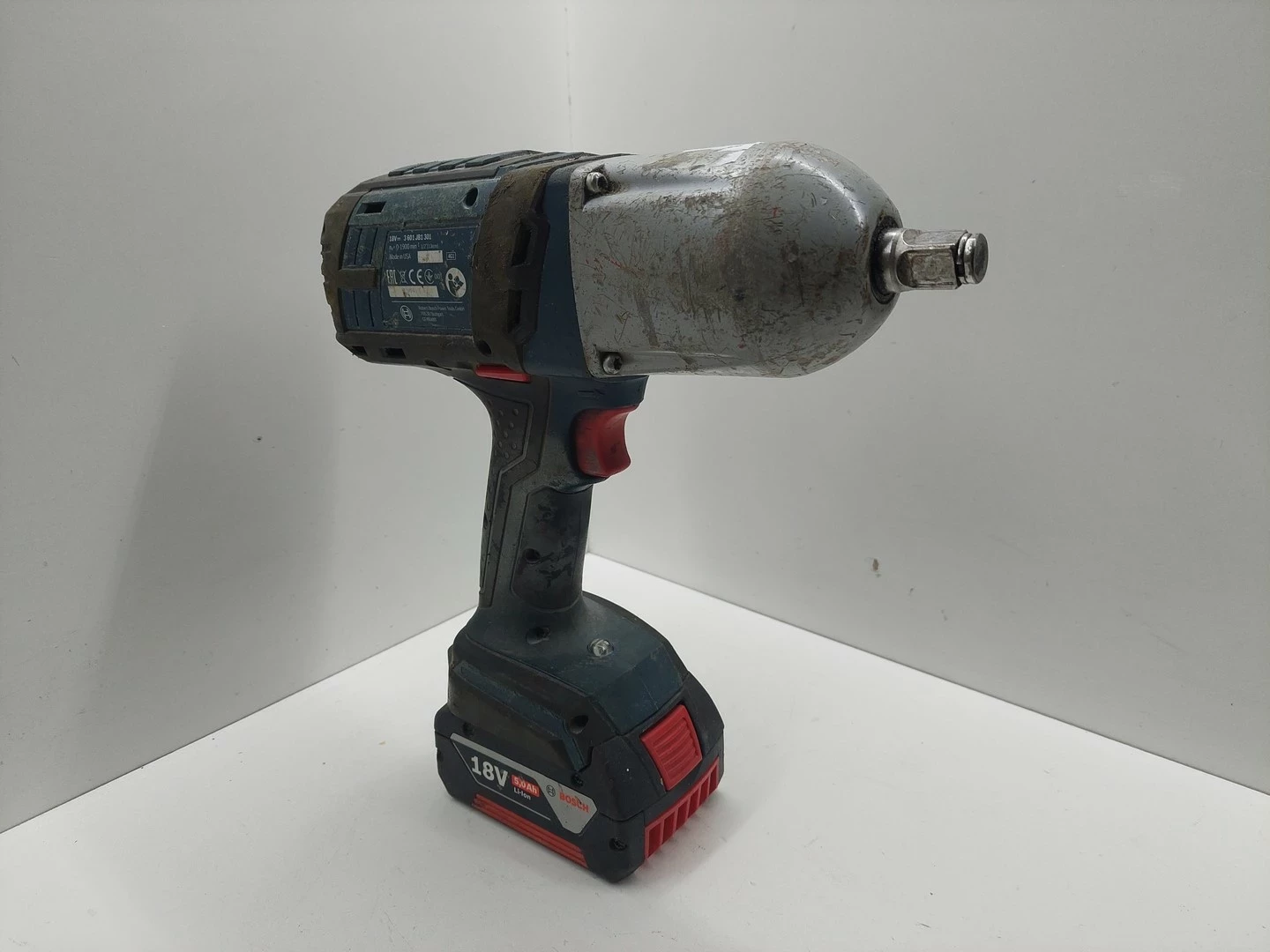 klucz-udarowy-bosch-gds-18v-akumulator-bosch-50ah-maksymalna-srednica-srub-m24