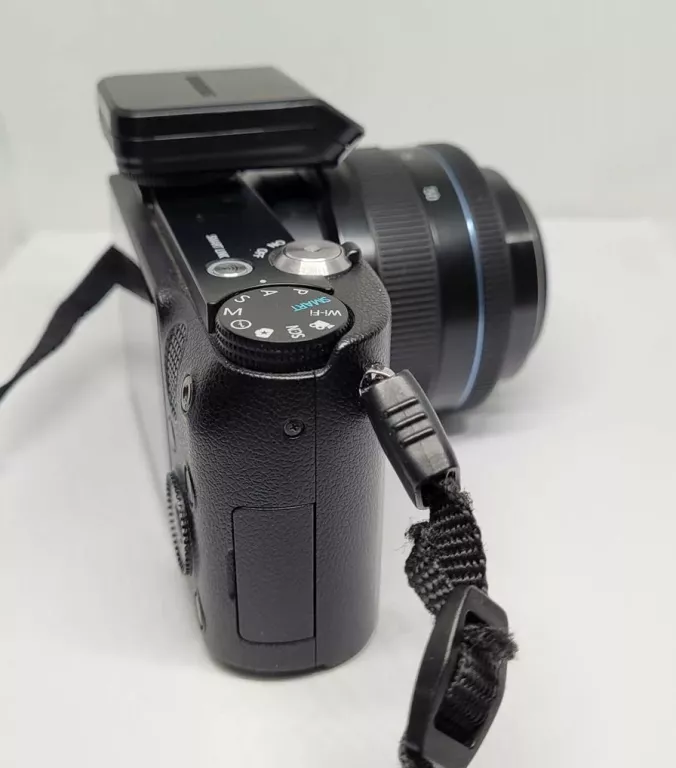 APARAT CYFROWY SAMSUNG NX1000 ZESTAW