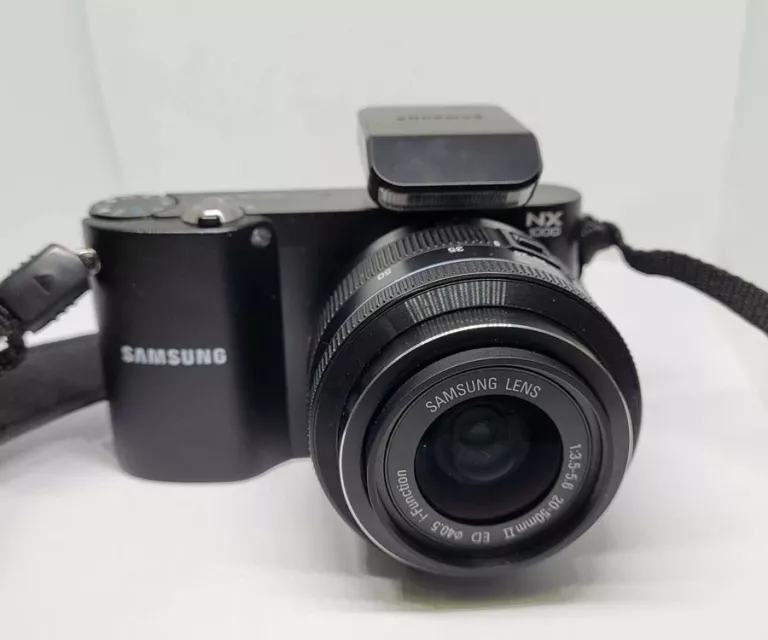 APARAT CYFROWY SAMSUNG NX1000 ZESTAW