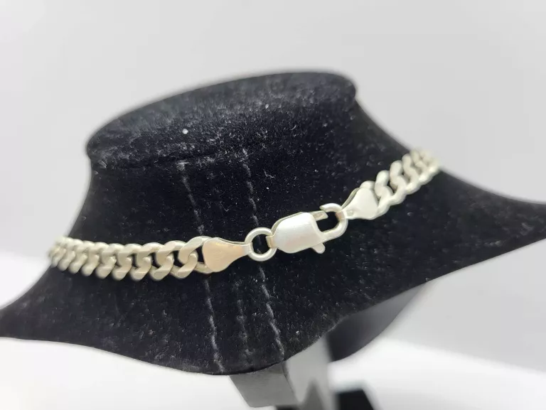 SREBRNY  ŁAŃCUSZEK Z ZAWIESZKĄ 925/33,61G DŁ.50